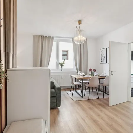 Aparties Homes I 24h Check-in I Mitte I Voll Ausgestattet I Hochwertige Betten I Lage بيليفيلد