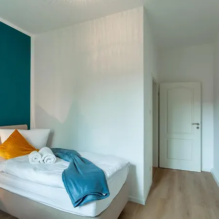 Aparties Homes I 24h Check-in I Mitte I Voll Ausgestattet I Hochwertige Betten I Lage شقة