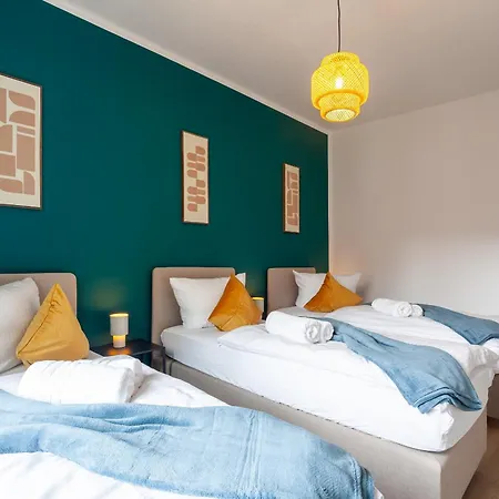 Aparties Homes I 24h Check-in I Mitte I Voll Ausgestattet I Hochwertige Betten I Lage *